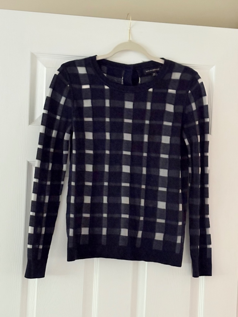 Banana Republic Navy & White Checkered Sweater